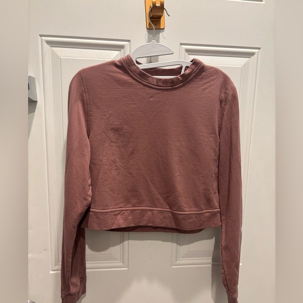 Lululemon sweatshirt size 4